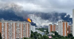 Обвал акцій російських енергетичних компаній після атаки безпілотників на Москву Акції найбільших нафтогазових компаній РФ обвалилися після ударів по Москві