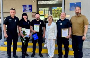 Вшанування дільничних офіцерів поліції на 103-річчя служби в Україні З-нагоди-професійного-свята-відзначили-дільничних-офіцерів