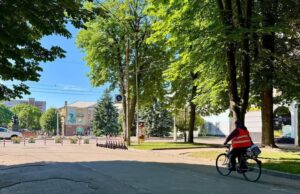 У Нововолинську запровадили обмеження на рух транспорту вночі У-Нововолинську-обмежили-рух-гучного-транспорту-вночі-та-заїзд-у-пішохідні-зони