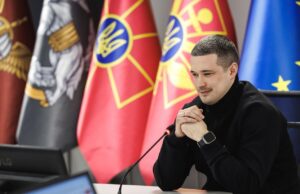 Нові пакети військової допомоги Україні на суму близько 4 мільярдів доларів Україна повертається з “Рамштайну” з одним з найбільших пакетів допомоги