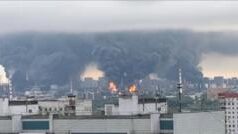 Масована атака на Москву: дрони, пожежі та закриті аеропорти Найбільша-атака-на-Москву:-небо-у-диму,-закриті-аеропорти-й-знову-горить-НПЗ-Капотня