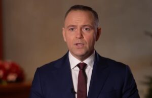 Президент Польщі позбавив Зеленського ордену Білого Орла Президент-Польщі-позбавив-Зеленського-ордену-Білого-Орла