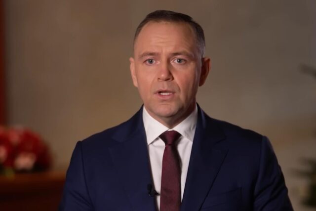 Президент Польщі позбавив Зеленського ордену Білого Орла Президент-Польщі-позбавив-Зеленського-ордену-Білого-Орла