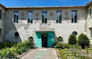 Ремонт у дошкільному закладі освіти №3 Нововолинська: термомодернізація та енергозбереження У-Нововолинському-садочку-№3-розпочалися-роботи-з-термомодернізації-будівлі