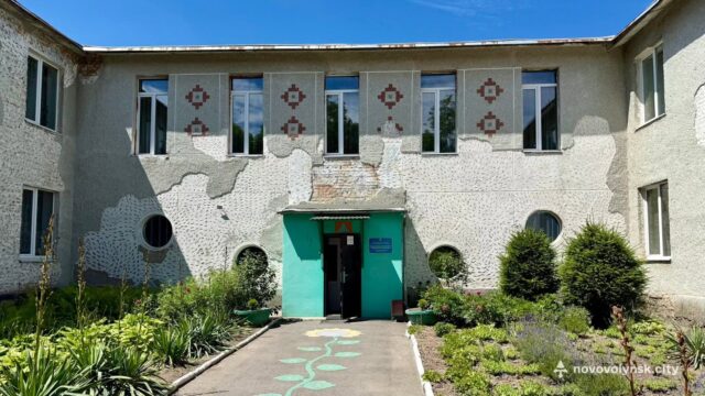 Ремонт у дошкільному закладі освіти №3 Нововолинська: термомодернізація та енергозбереження У-Нововолинському-садочку-№3-розпочалися-роботи-з-термомодернізації-будівлі