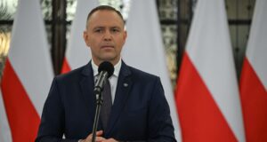 Потенційне членство України в ЄС: виклики для польського аграрного сектору Навроцький назвав вступ України до ЄС загрозою для польських фермерів