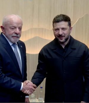 Україна-прийняла-пропозицію-президента-Бразилії-щодо-сприяння-мирному-врегулюванню,-–-reuters Україна-прийняла-пропозицію-президента-Бразилії-щодо-сприяння-мирному-врегулюванню,-–-reuters