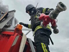 Авіаудар по Харкову: п’ятеро постраждалих внаслідок атаки російських військ Окупанти вдарили КАБами по Харкову, під завалами будинку опинилися люди