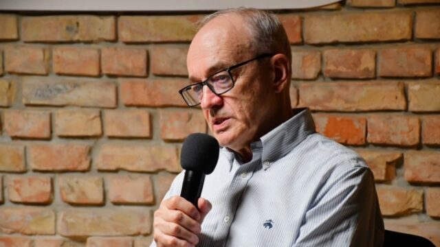 Видано книгу про український націоналізм: аналіз і контекст Український-націоналізм,-ОУН,-УПА.-Героїзація-чи-демонізація?-Розмова-з-канадським-науковцем
