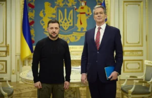 Скандал навколо висловлювань міністра фінансів США щодо Зеленського Бессент-називав-Зеленського-"маленьким-виродком"-і-радив-Трампу-не-приймати-його-–-ЗМІ
