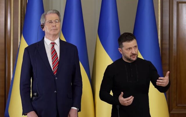 Скотт Бессент рекомендував Трампу не зустрічатися з Зеленським, згідно з новою книгою Глава Мінфіну США нібито вимагав від Трампа не приймати Зеленського, – ЗМІ