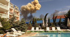 Окупанти вводять віялові відключення та вимикають вуличне освітлення у Криму Окупанти-вводять-віялові-відключення-та-вимикають-вуличне-освітлення-у-Криму