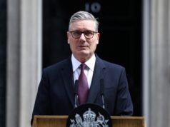 Відставка прем’єра Великої Британії Кіра Стармера: вплив на підтримку України та політична ситуація в країні Британський-премʼєр-Кір-Стармер-йде-у-відставку.-Чи-зачепить-це-Україну?