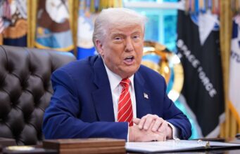 Трамп натякає на можливість відновлення бойових дій проти Ірану через ядерну загрозу Трамп вважає, що питання ядерної програми Ірану є важливішим за економічну кризу у світі