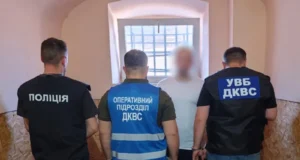 Поліція оголосила підозру затриманому, який знімав на відео приниження співкамерника в Одесі Поліція оголосила підозру затриманому, який знімав на відео приниження співкамерника в Одесі