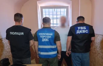 Поліція оголосила підозру затриманому, який знімав на відео приниження співкамерника в Одесі Поліція оголосила підозру затриманому, який знімав на відео приниження співкамерника в Одесі