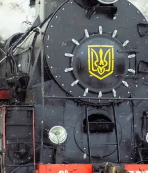 cfikpmmaxresdefault.webp Укрзалізниця запускає ретро-поїзди до Дня Конституції