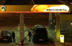 Паливна криза дісталась головного нафтового регіону Росії Паливна-криза-дісталась-головного-нафтового-регіону-Росії