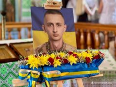 Прощання з Героєм: Нововолинськ вшанував пам’ять Валентина Агеєнка Нововолинці-провели-в-останню-земну-дорогу-Героя-Валентина-Агеєнка