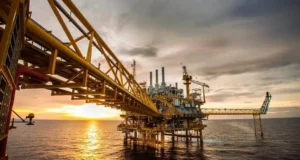 Світові ціни на нафту досягли найнижчого рівня з початку конфлікту між США та Іраном Світові-ціни-на-нафту-впали-до-найнижчого-рівня-вперше-з-початку-війни-США-та-Ірану