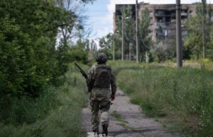 Росіяни рвуться в Костянтинівку, щоб показати “успіх” на тлі ударів ЗСУ, – CNN Росіяни-рвуться-в-Костянтинівку,-щоб-показати-“успіх”-на-тлі-ударів-ЗСУ,-–-cnn