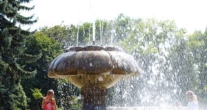Волинь накрила літня спека: як пережити високі температури Волинь-накрила-літня-спека:-як-пережити-високі-температури