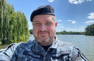 Російські окупанти не залишили Кінбурнську косу: Плетенчук пояснив значення прапору Російські-окупанти-не-залишили-Кінбурнську-косу:-Плетенчук-пояснив-значення-прапору