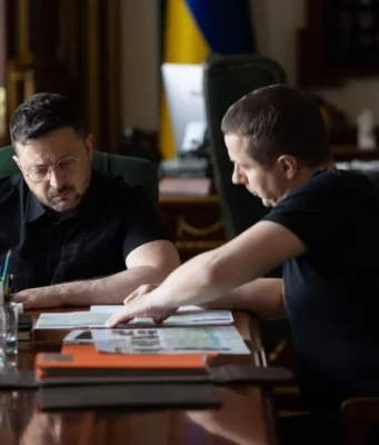 Зеленський: Білорусь готує військову інфраструктуру біля кордону з Україною Зеленський: Білорусь готує військову інфраструктуру біля кордону з Україною