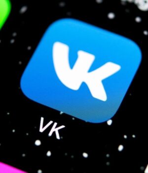 apple-видалила-російські-застосунки-vk,-«Однокласники»-та-mail.ru-з-app-store