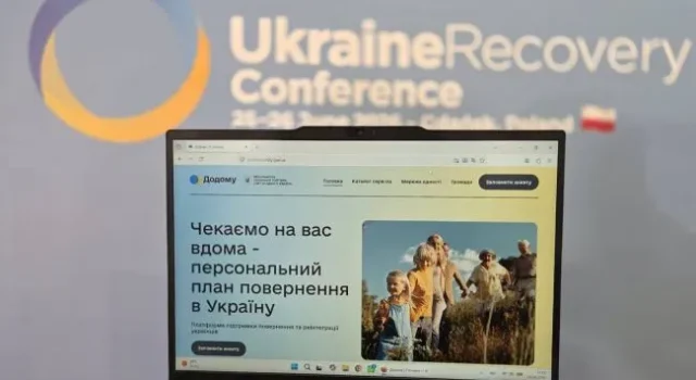 Для українців за кордоном запустили платформу Додому, яка допоможе повернутися Для українців за кордоном запустили платформу Додому, яка допоможе повернутися