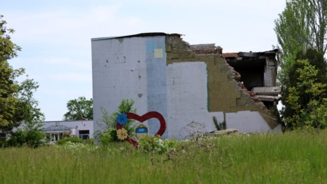 Оборона Малої Токмачки: Військові виклики та стійкість на півдні України Від-інтернет-жартів-до-Книги-рекордів:-як-Мала-Токмачка-стала-«останнім-рубежем»-для-російської-армії