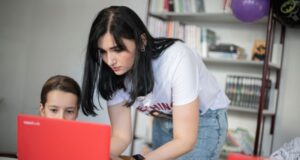 Соломія Маковська: шлях від біженки до директорки школи в Чехії «Не-очікувала,-що-мене-тут-будуть-нагороджувати».-Історія-українки,-яка-очолить-школу-в-Чехії