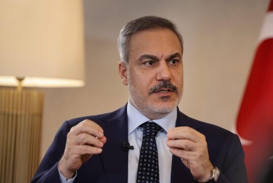 Туреччина пропонує майданчик для відновлення переговорів між Україною та Росією У Туреччині заявили, що готові прийняти нові переговори між Україною та РФ