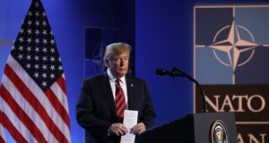 Побоювання в Східній Європі перед самітом НАТО: реакція США на можливий напад Росії під питанням У Європі назвали стосунки зі США “неблагополучною сім’єю”, – The Guardian