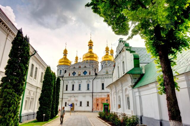 28 червня: церковне свято сьогодні, що повісити біля входу для захисту дому 28-червня:-церковне-свято-сьогодні,-що-повісити-біля-входу-для-захисту-дому