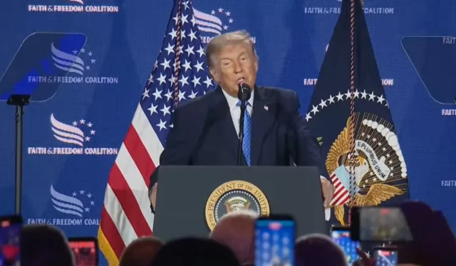 Трамп звинувачує демократів у радикалізмі на конференції релігійних консерваторів Трамп-назвав-демократів-комуністами-безбожниками-та-окреслив-стратегію-на-проміжні-вибори