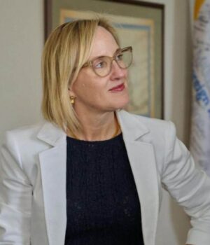 Тимчасова повірена у справах США завершує роботу в Україні