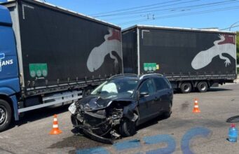 З’явилося відео моменту зіткнення легковика та мотоцикла в Луцьку З’явилося-відео-моменту-зіткнення-легковика-та-мотоцикла-в-Луцьку