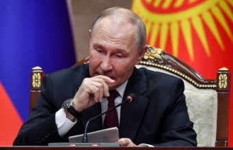 Путін на з’їзді ‘Єдиної Росії’: нові заяви про війну та західні загрози Путін заговорив про “доленосний” час для Росії