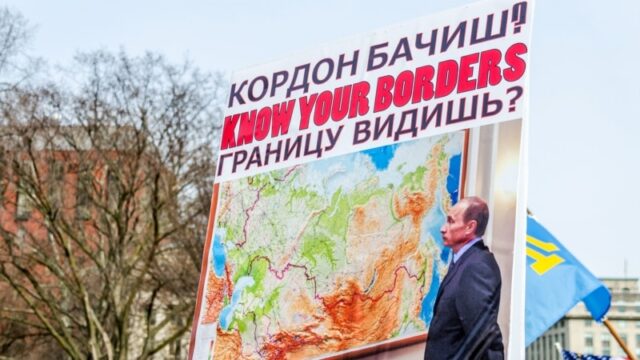 США і Росія сперечаються про «дух Анкориджа», Україна розробляє нові ракети, а Росія стикається з... Радіо-Свобода-weekly:-Путін-офіційно-визнав-кордони-України-1991-року-–-Деніел-Фрід