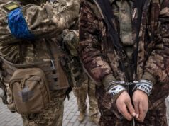 Унікальна операція: бійці полку ‘Скеля’ взяли в полон російського військового за допомогою дрона Бійці полку “Скеля” взяли в полон окупанта за допомогою дрона: епічне відео