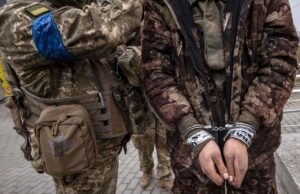 Унікальна операція: бійці полку ‘Скеля’ взяли в полон російського військового за допомогою дрона Бійці полку “Скеля” взяли в полон окупанта за допомогою дрона: епічне відео