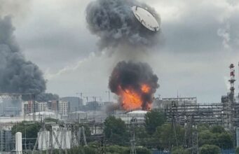 Атаки безпілотників на російські нафтопереробні заводи: більшість об’єктів під ударом Українські дрони вибили вісім з 10 найбільших НПЗ у Росії: список