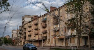 Активізація російських військ на Слов’янському напрямку: нові виклики для України Перша-ластівка-загострення?-РФ-кинула-на-штурм-під-Слов’янськом-«броню»-–-і-тепер-там-більше.