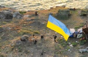 Операція з висадки спецпризначенців на острів Зміїний: деталі та виклики Звільнення-Зміїного:-невідомі-факти.-Льотчики-розповіли-про-«задачу-із-зірочкою»