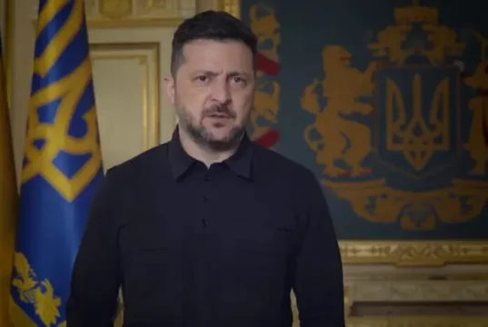 Зеленський висміяв Путіна через постійні дати захоплення Донбасу Зеленський висміяв Путіна через постійні дати захоплення Донбасу