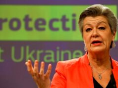 ЄС продовжує тимчасовий захист для українців, але з обмеженнями для військовозобовʼязаних «Ми-мали-зробити-це-раніше».-Спецпредставниця-ЄС-про-чоловіків,-громадянство-та-тимчасовий-захист