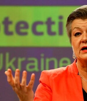 «Ми-мали-зробити-це-раніше».-Спецпредставниця-ЄС-про-чоловіків,-громадянство-та-тимчасовий-захист