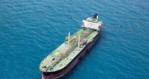 Україна в IMO прирівняла танкери “тіньового флоту” РФ до військових об’єктів, – FT Україна-в-imo-прирівняла-танкери-“тіньового-флоту”-РФ-до-військових-об’єктів,-–-ft