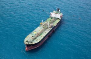 Україна в IMO прирівняла танкери “тіньового флоту” РФ до військових об’єктів, – FT Україна-в-imo-прирівняла-танкери-“тіньового-флоту”-РФ-до-військових-об’єктів,-–-ft
